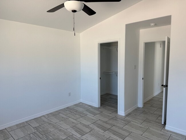 Building Photo - Newer San Luis Three Bedroom Home