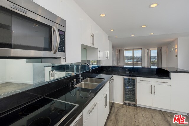 Building Photo - 4314 Marina City Dr