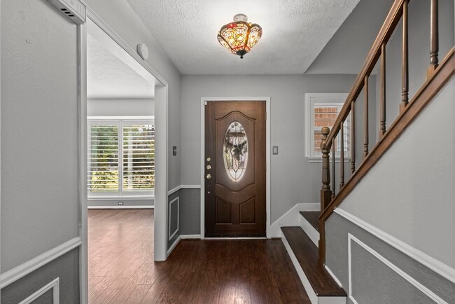 Building Photo - 8318 Everleaf Dr