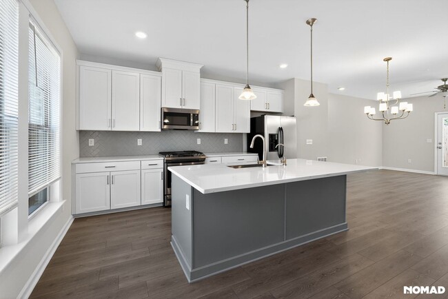 Building Photo - 3447 Hidden Valley Cir