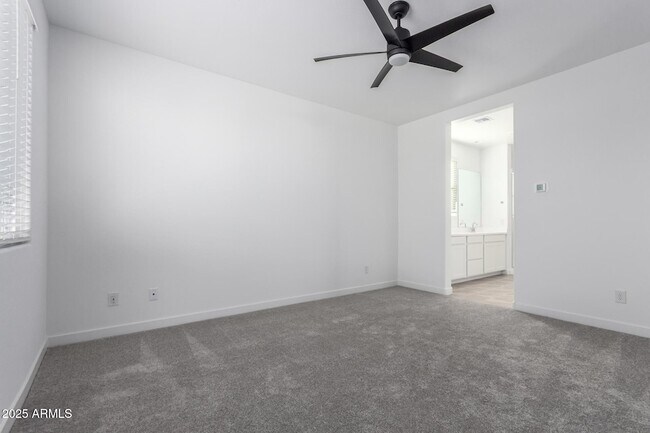 Building Photo - 3113 S 156th Ave