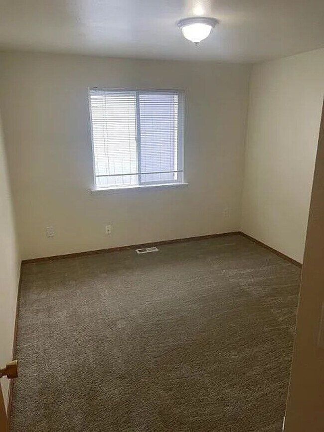 Building Photo - 3Bd/2Ba Marysville House