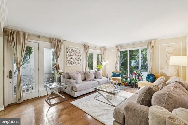 Building Photo - 47660 Pennrun Way