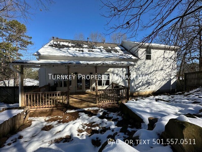 Building Photo - 3 Rocky Top Cove