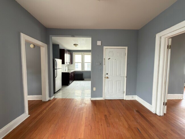 Building Photo - 225 Lembeck Ave