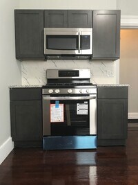 Building Photo - 211-211 Blake St