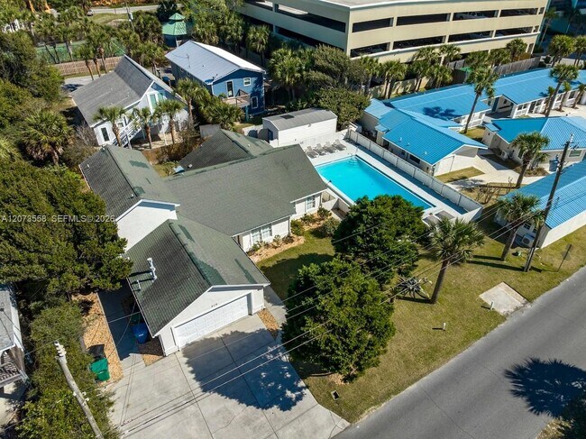 Building Photo - 319 S Vestavia St