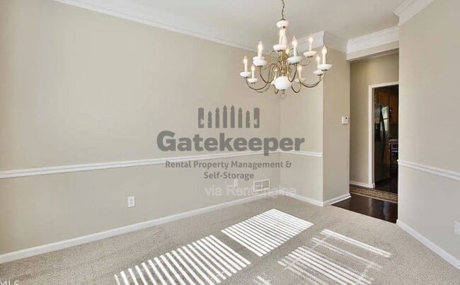 Building Photo - 115 Hidden Lake Dr