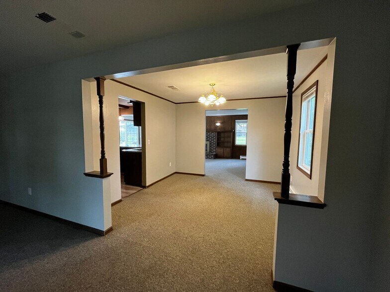 Building Photo - 3315 Walden Run