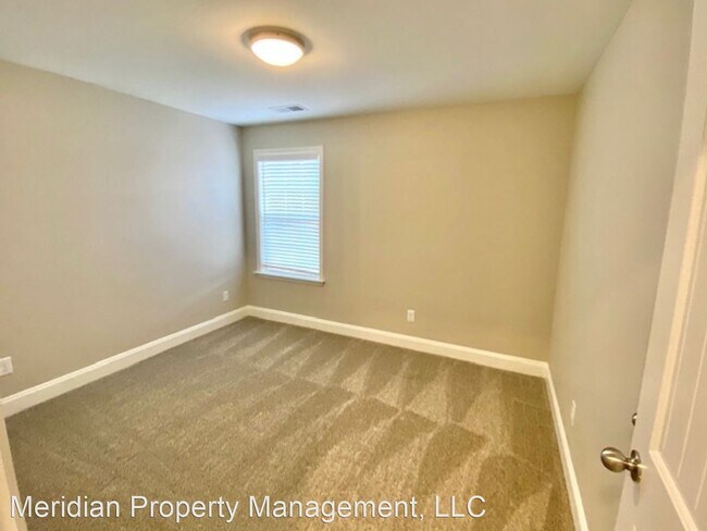 Building Photo - 4 br, 2.5 bath House - 5624 Tucker Landing