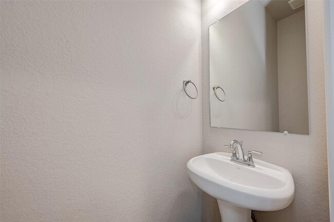 Building Photo - 2559 Terrace Point Dr