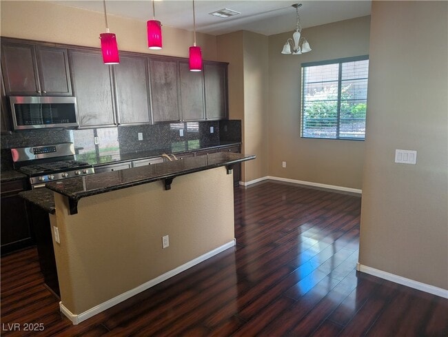 Building Photo - 6639 Rego Park Ct