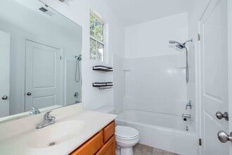 Building Photo - MOVE IN SPECIAL!!! $500 OFF FIRST MONTHS R...