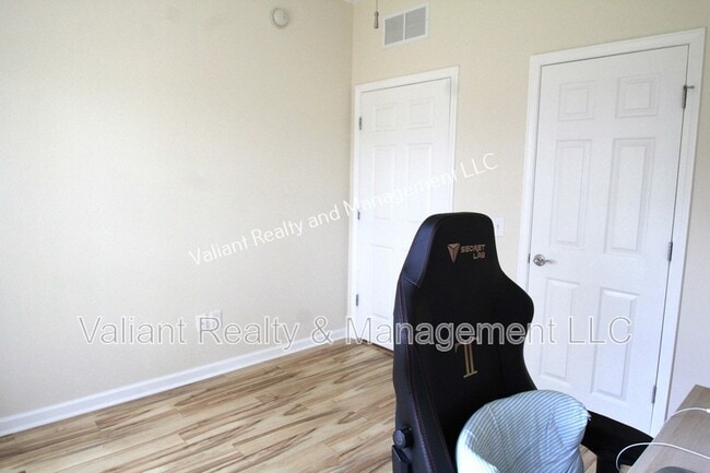 Building Photo - 13364 Beach Blvd