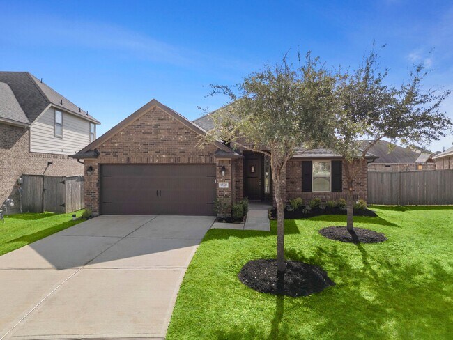 Building Photo - 15323 Holloway Hls Trl