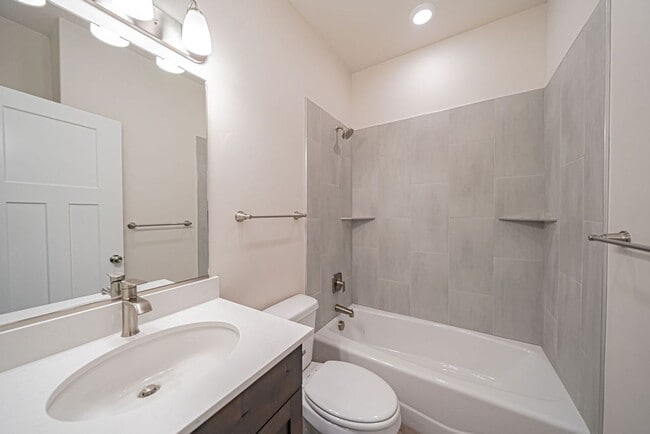 Building Photo - Teton River Townhomes