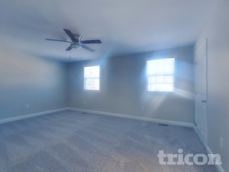 Building Photo - 1202 Addison Ct