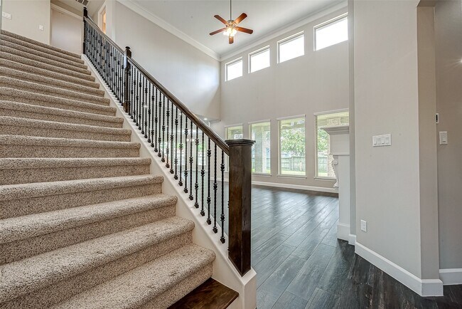 Building Photo - 6527 Camillia Ct