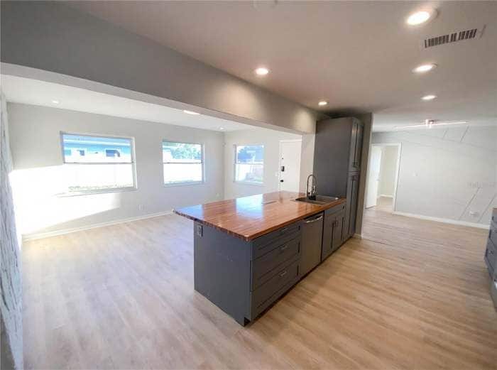 Building Photo - 408 Ocean Ct