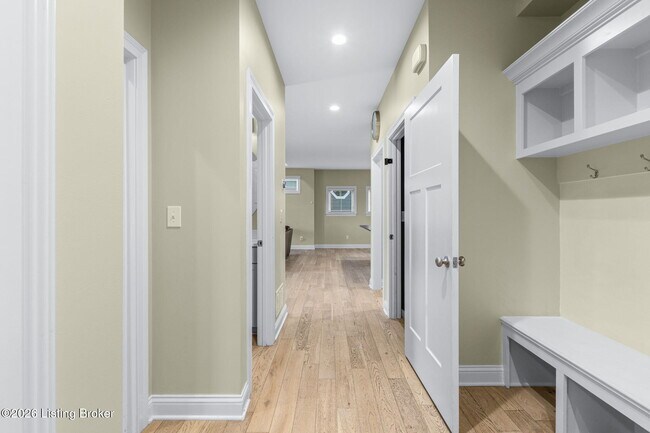 Building Photo - 825 Artisan Pkwy