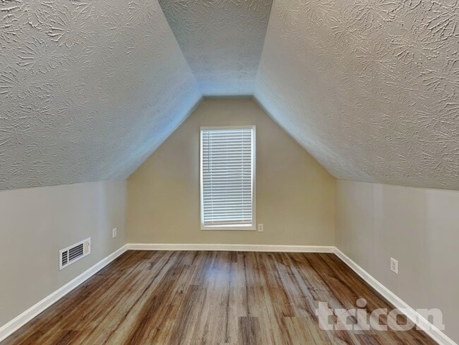 Building Photo - 50 Crooked Creek Way