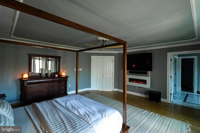 Building Photo - 14932 Alpine Bay Loop