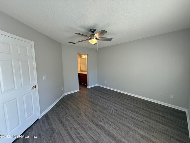 Building Photo - 1865 Green Springs Cir