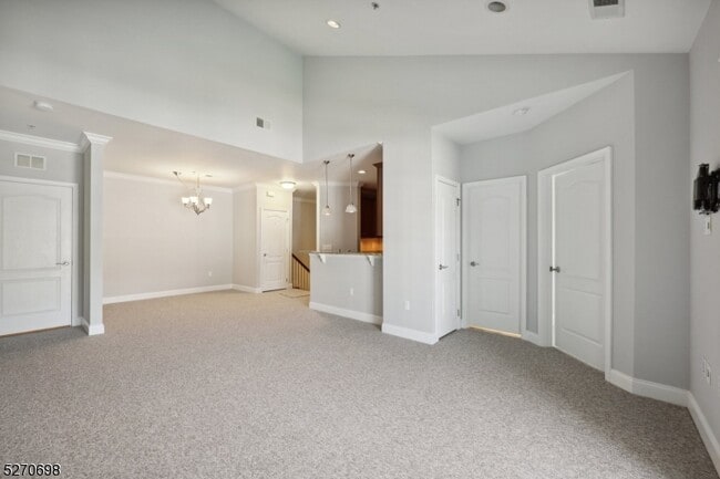 Building Photo - 1305 Meadow Brook Ct