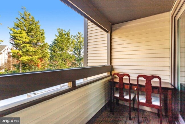 Building Photo - 9410 Walburg Way