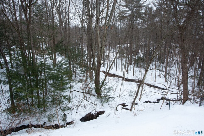 Building Photo - 27 High St