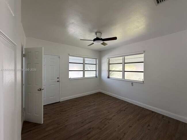 Building Photo - 890 NW 55th St