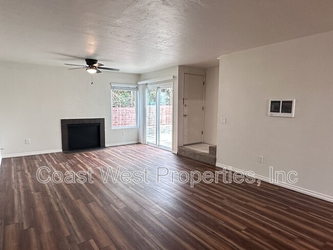 Building Photo - 2119 Garnet Ave