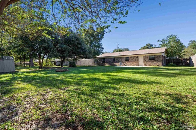 Building Photo - 10663 Silver Creek Dr