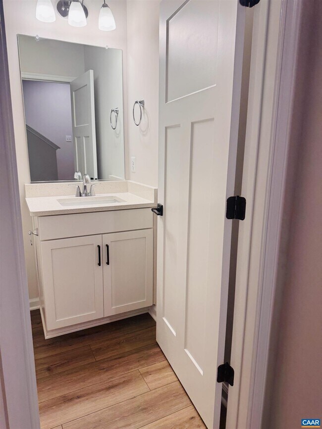 Building Photo - 2225 Woodburn Rd