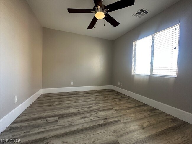 Building Photo - 2176 Low Creek Ct