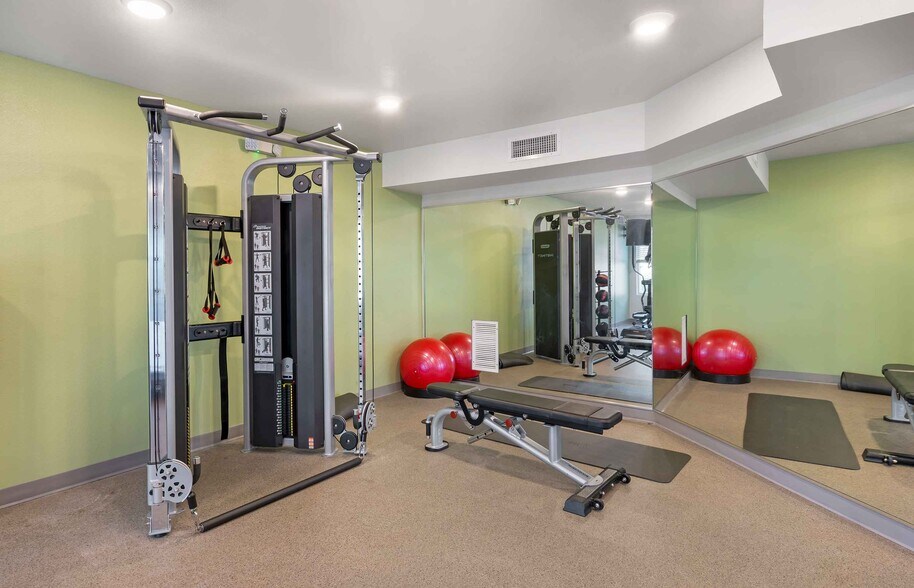 Building Photo - Furnished Studio-Orlando - Kissimmee