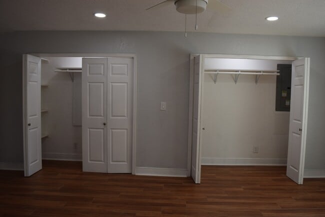 Building Photo - 2718 Viola Ln
