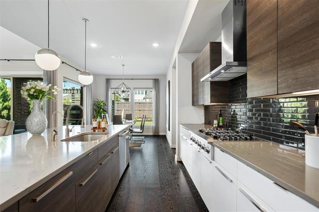 Building Photo - 2468 Electra Dr
