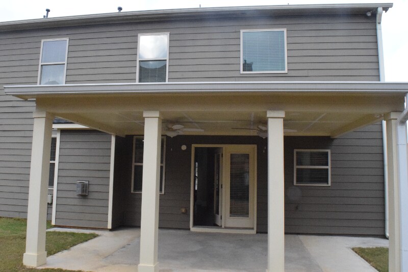 Building Photo - 480 Meadow Hill Dr