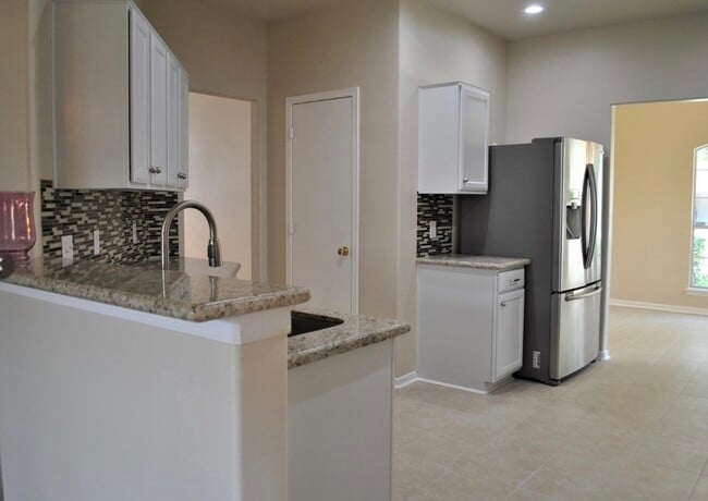 Building Photo - 19438 Juniper Vale Cir