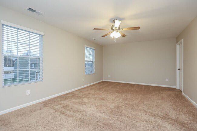 Building Photo - 233 Autumn Terrace Ln