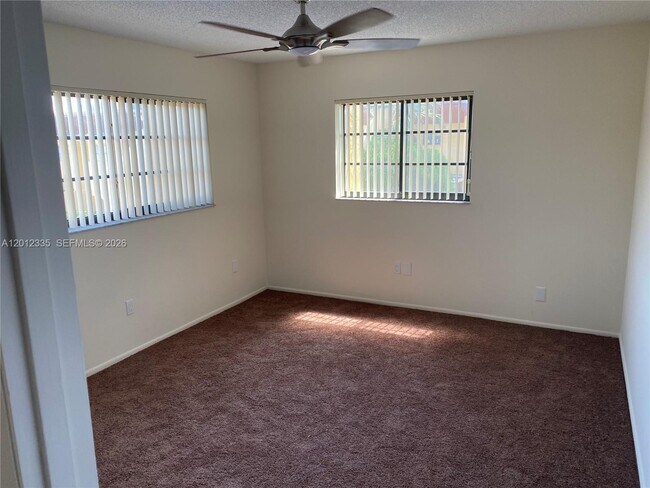 Building Photo - 13711 SW 84th St