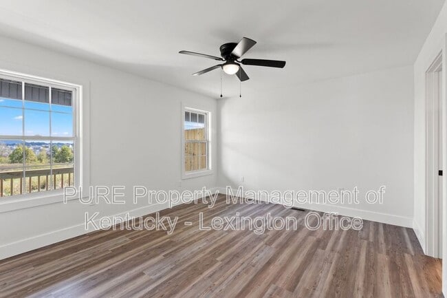 Building Photo - 340 Winding Branch Dr