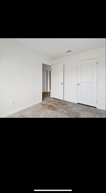 Building Photo - 1289 Lehmann Dr