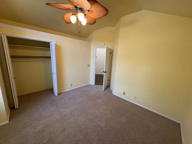 Building Photo - NW Visalia Home coming soon!