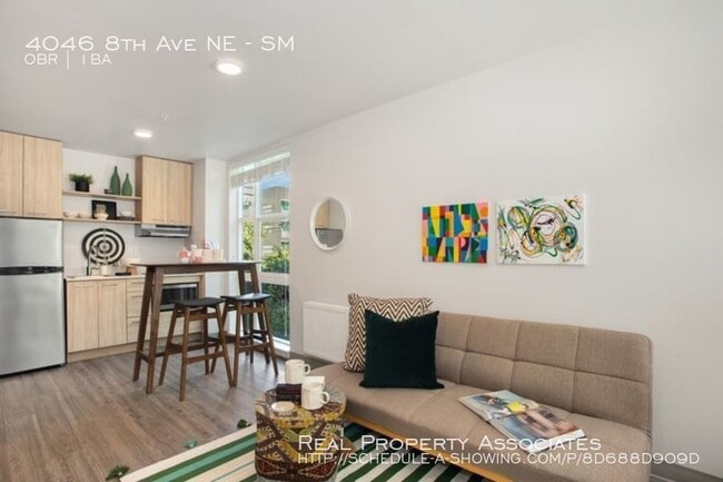 Building Photo - 4046 8th Ave NE