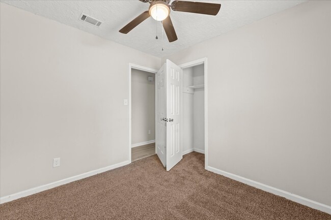 Building Photo - 2357 Basswood Dr