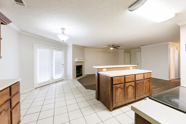 Building Photo - 3102 109th St