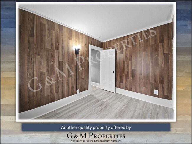 Building Photo - 139 S Main St