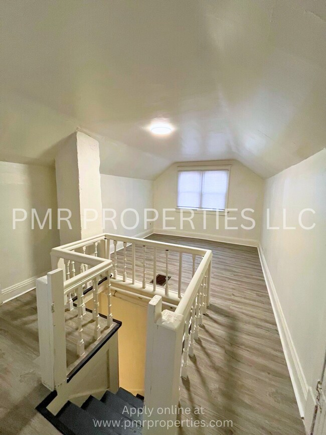 Building Photo - 3026 Pratt Street